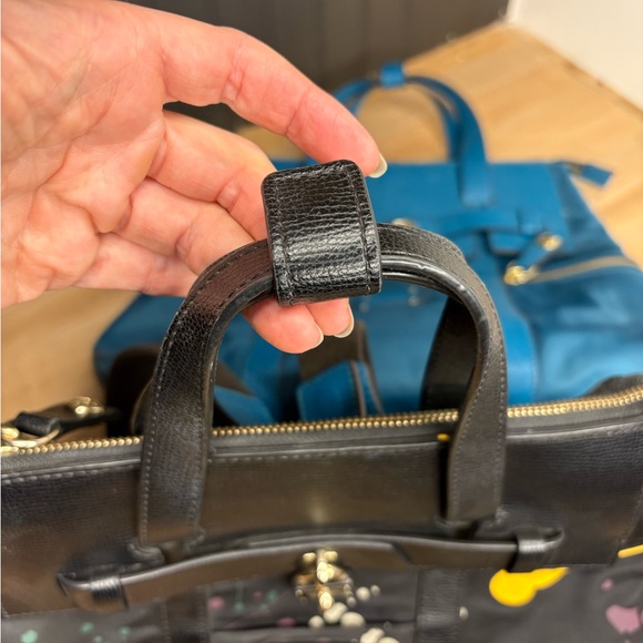 Henri Bendel Jetsetter PAIR - Picture 4 of 16